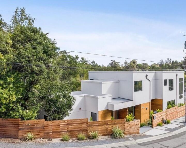 Property Photo:  160 Tiptoe Lane  CA 94010