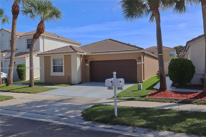 Property Photo:  1523 NW 158th Ave  FL 33028 