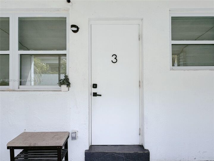 Property Photo:  1726 Thomas St 3  FL 33020