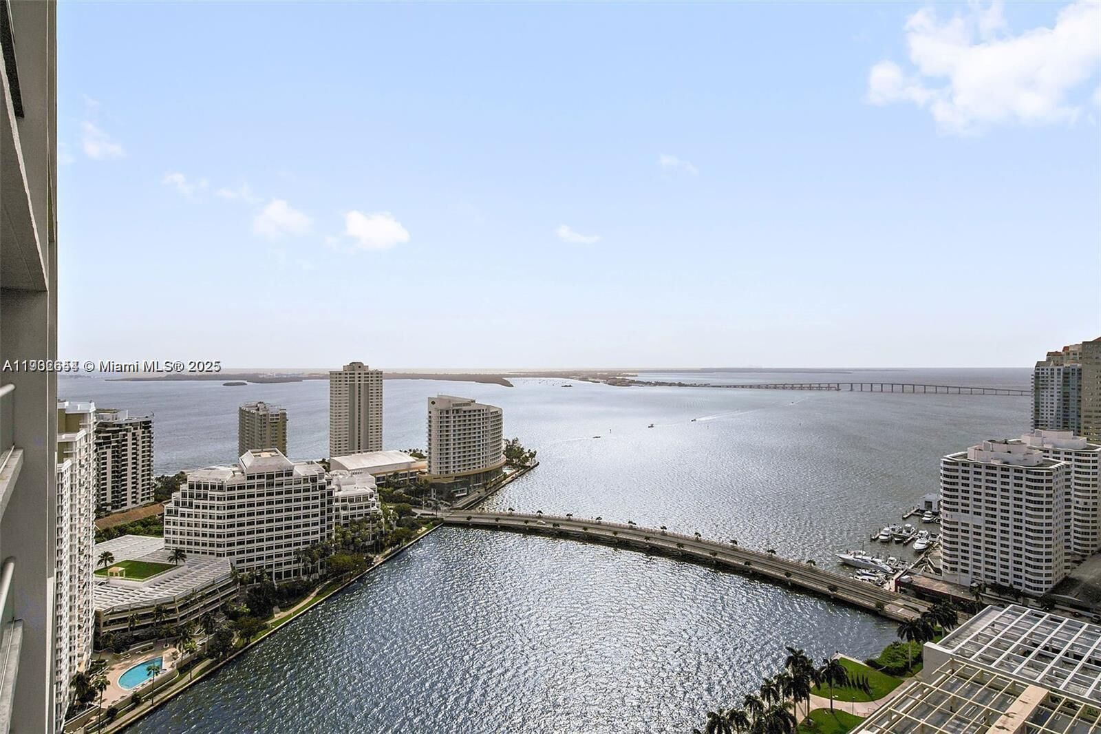 Property Photo:  495 Brickell Ave 5407  FL 33131