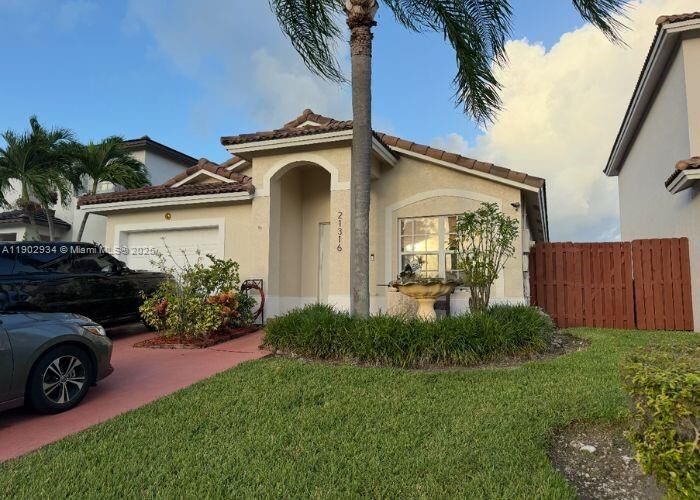 Property Photo:  21316 SW 87th Pl  FL 33189
