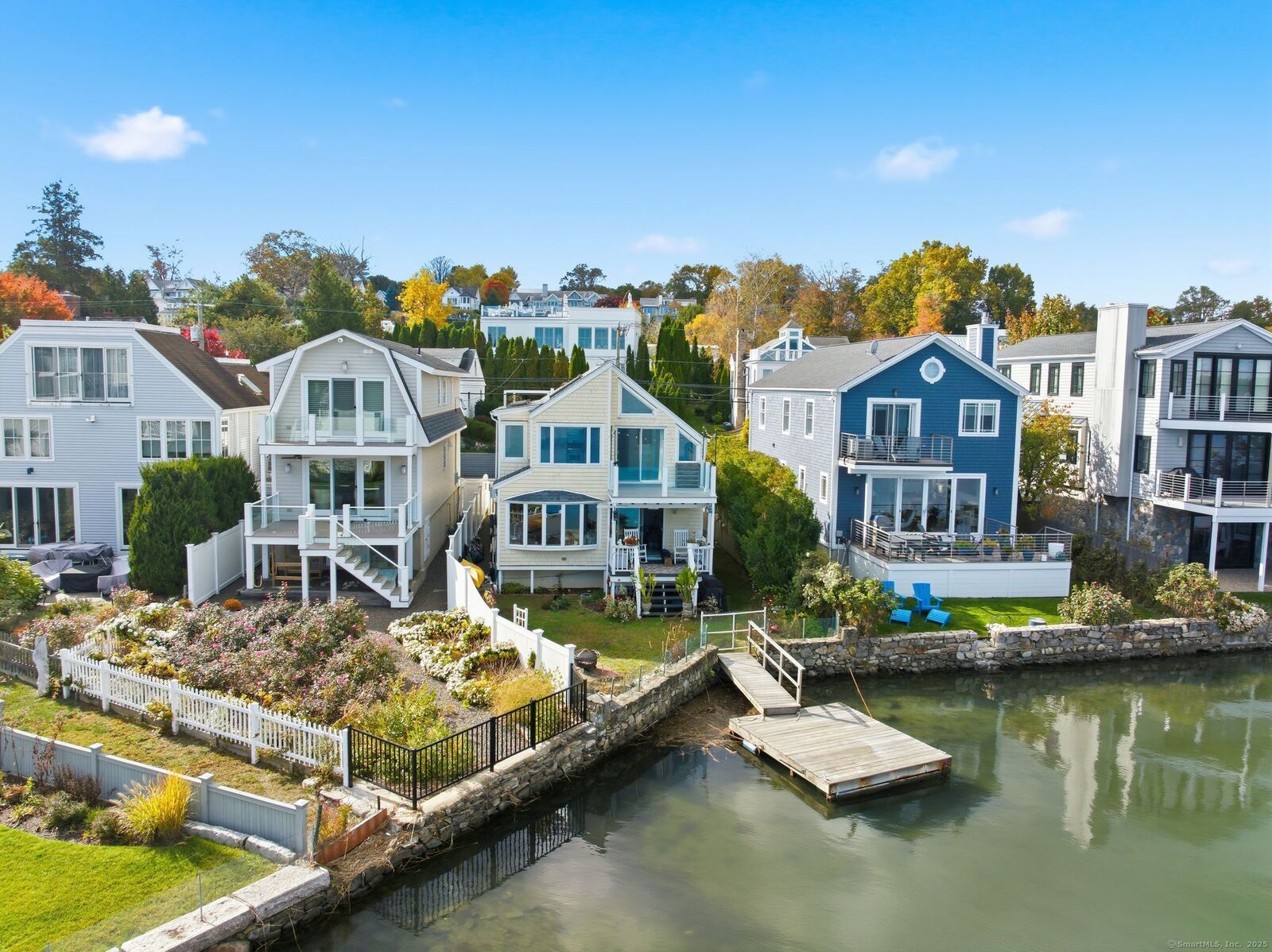 Property Photo: 205 Hillspoint Road 2nd Floor CT 06880