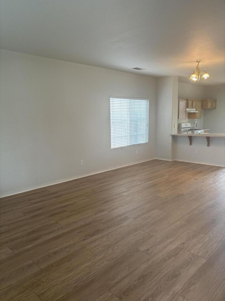 Property Photo:  1249 Bargetto Court  CA 93274