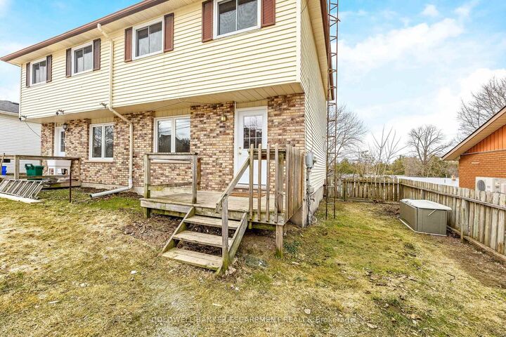 Property Photo:  407 Main Street S  ON N0B 2K0 