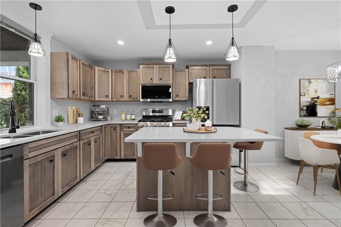 Property Photo:  2611 Broadway Avenue  PA 15216 