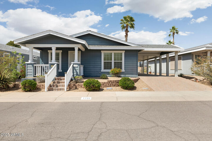Property Photo: 1706 E John Cabot Road AZ 85022
