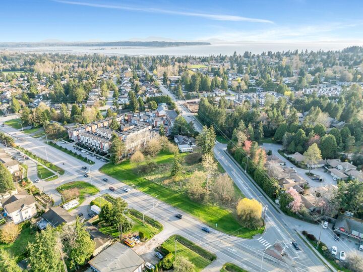 Property Photo: 1704 160 Street BC V4A 4X2