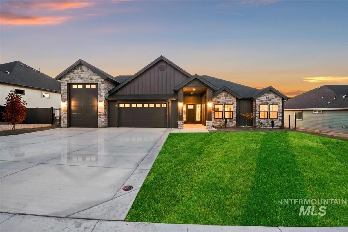 Property Photo:  9793 S Peregrine Falcon Ave.  ID 83686 