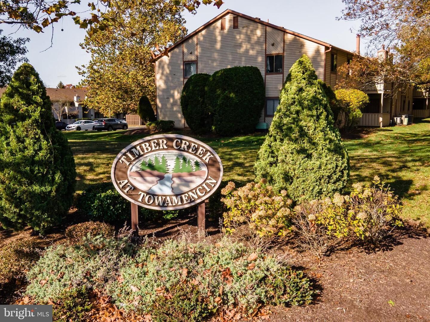 Property Photo:  803 Poplar Court  PA 19446 