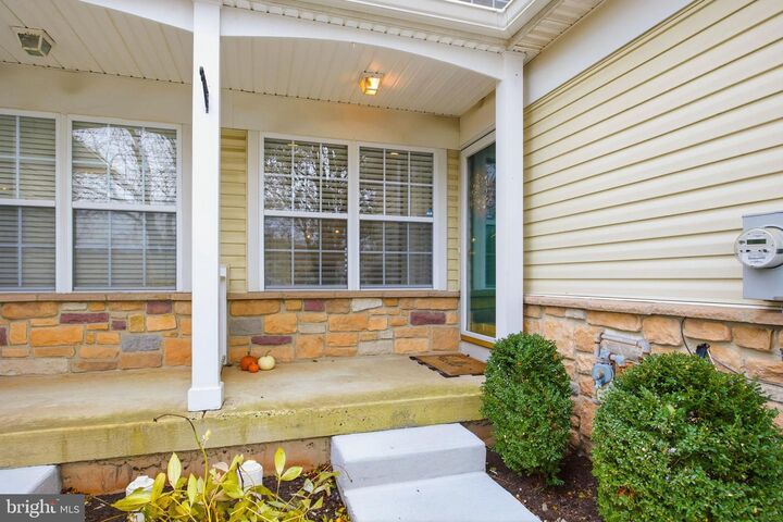 Property Photo: 805 Breckinridge Court 94 PA 18938