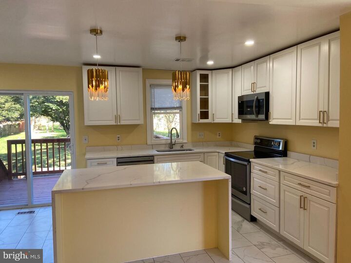 Property Photo: 7010 Storch Lane MD 20706