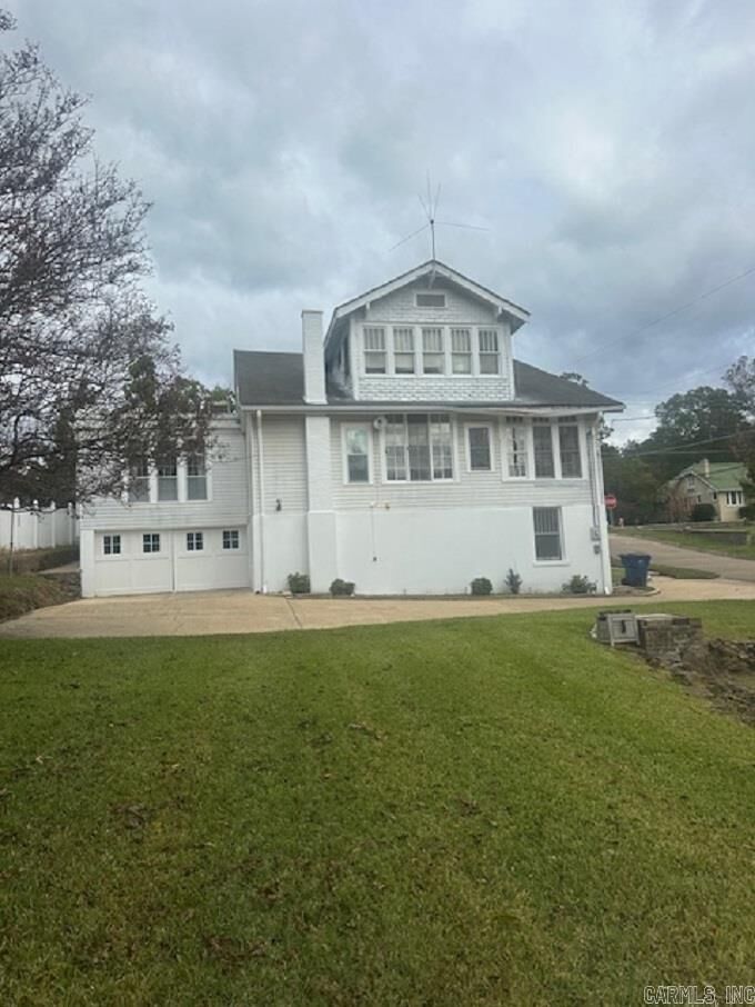 Property Photo: 505 W Washington AR 71701