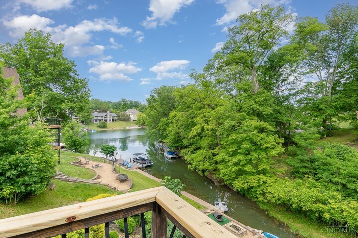 Property Photo:  1753 E Cove Circle  IN 47025