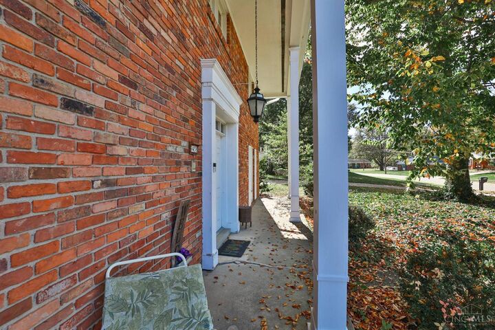 Property Photo:  9458 Leebrook Drive  OH 45231