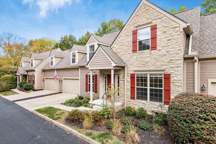 Property Photo: 3370 Kendelmarie Way OH 43017