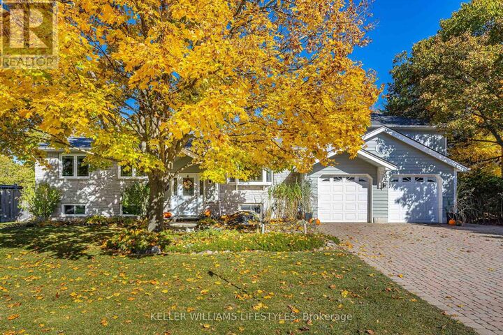 Property Photo:  11 Hawthorn Crescent  ON N0M 1A0 