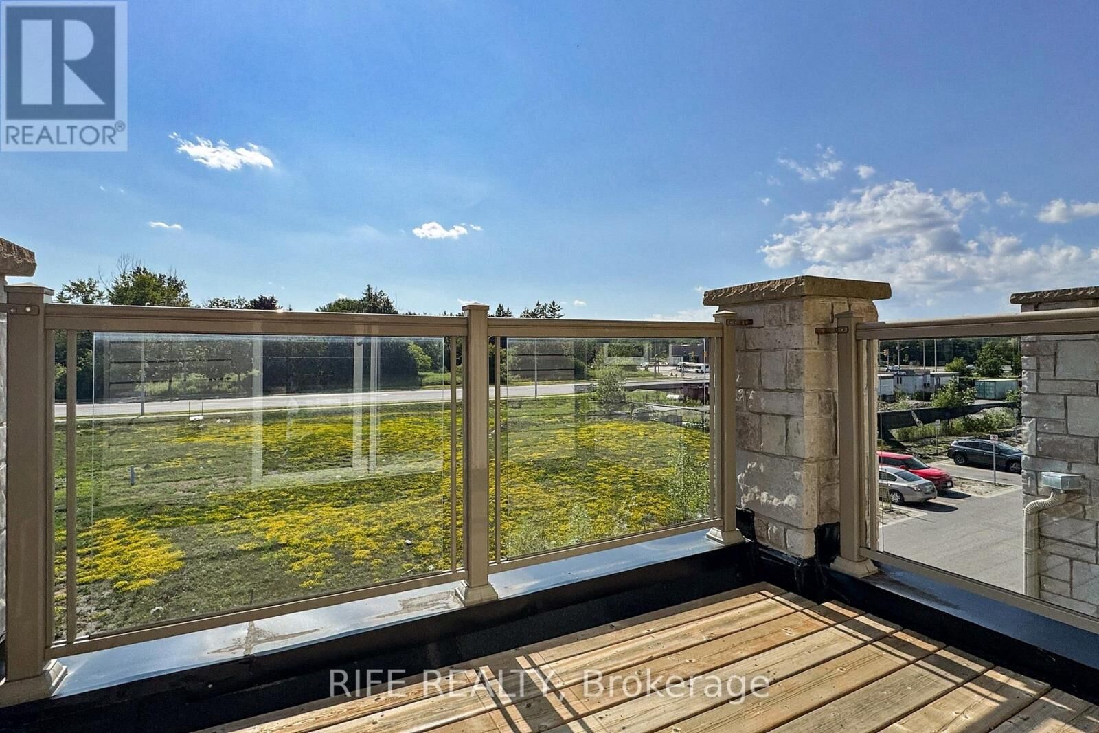 Property Photo: 2623 Garrison Crossing ON L1X 0E5