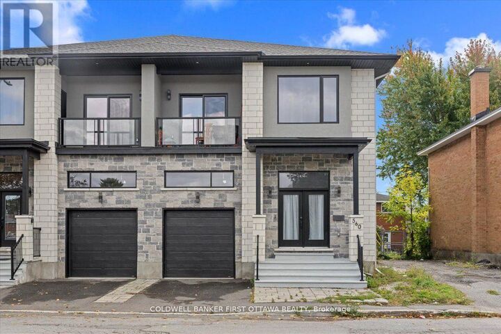 Photo de la propriété:  560 Queen Mary Street  ON K1K 1W1