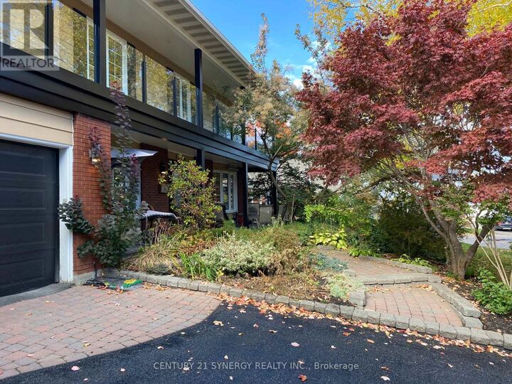 Property Photo:  2298 Bowman Road  ON K1H 6V6 