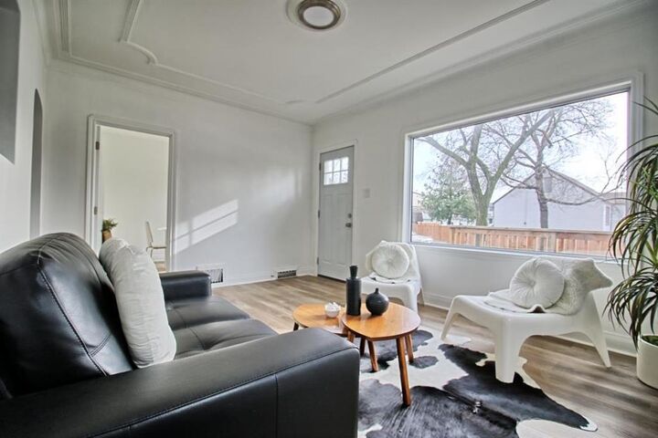 Property Photo:  233 Victoria Avenue  MB R2C 1S7