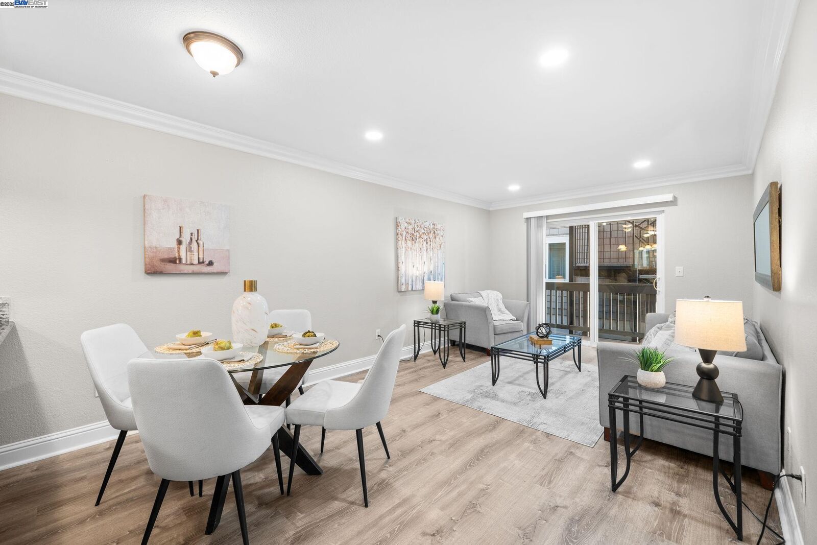 Property Photo:  3841 Vineyard Ave. 18 / B  CA 94566 