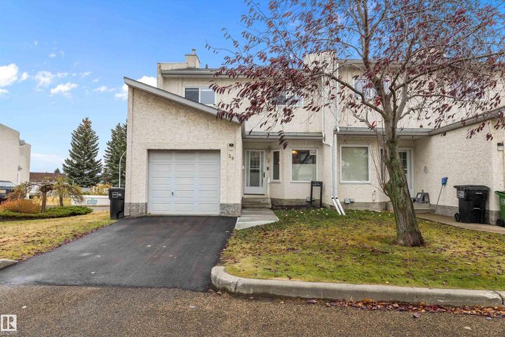 Property Photo:  3520 60 Street NW 39  AB T6L 6H5 