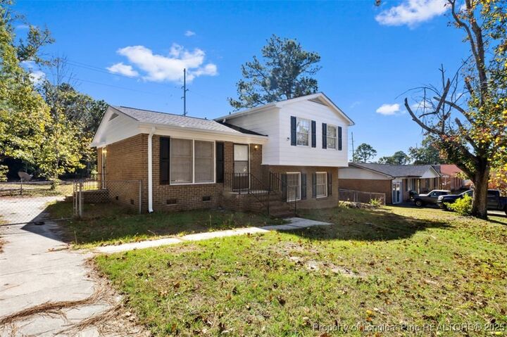 Property Photo: 709 Platinum Street NC 28311