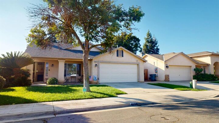 Property Photo:  4655 W Vartikian Avenue  CA 93722 
