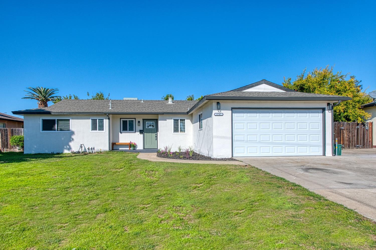 Property Photo:  1747 Gettysburg  CA 93611 