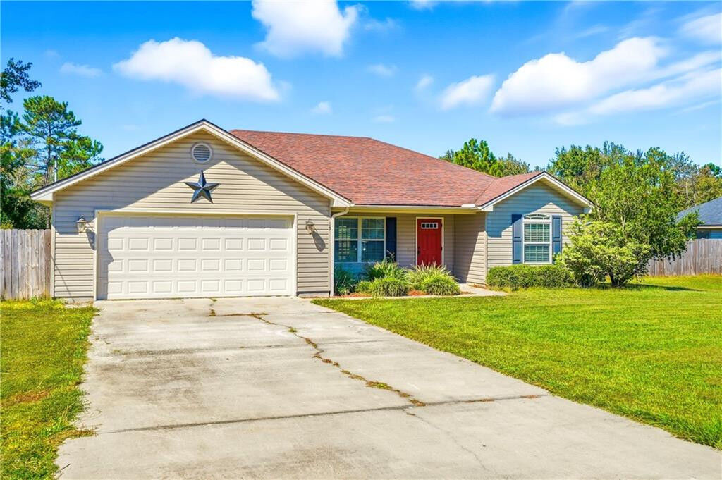Property Photo:  19 Abby Road  GA 31523 
