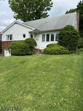 Property Photo:  7 Yantacaw Pl  NJ 07110 