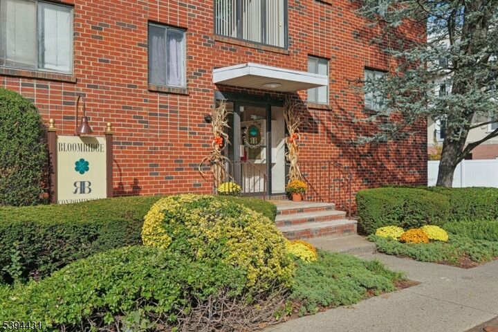 Property Photo: 218 Broad St 16B NJ 07003