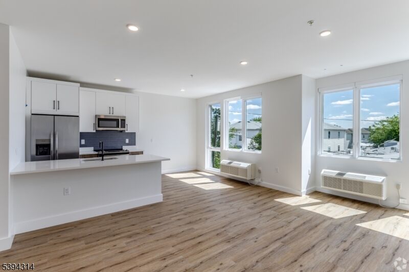 Property Photo:  67 Summer Ave  NJ 07104 