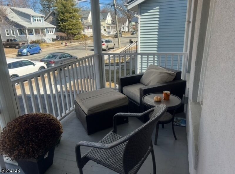 Property Photo:  43 2nd Ave 4  NJ 07027