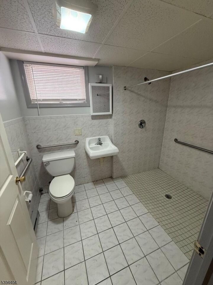 Property Photo: 96 W Grand St NJ 07202