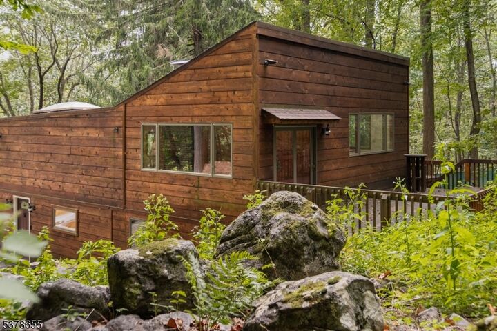 Property Photo:  158 Buffalo Hollow Rd  NJ 08826