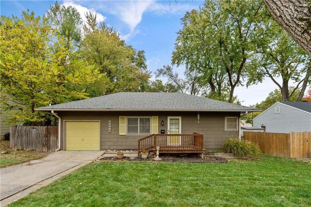 Property Photo:  6404 W 82nd Street  KS 66204 