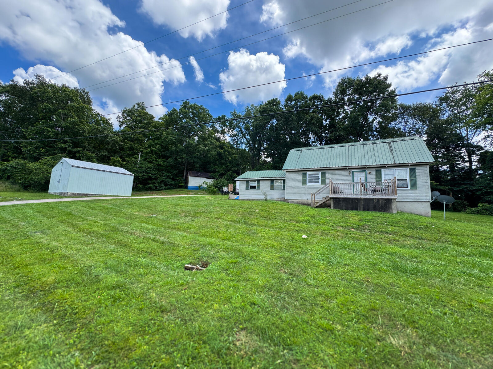 Property Photo:  135 Ehringer Road  KY 42501