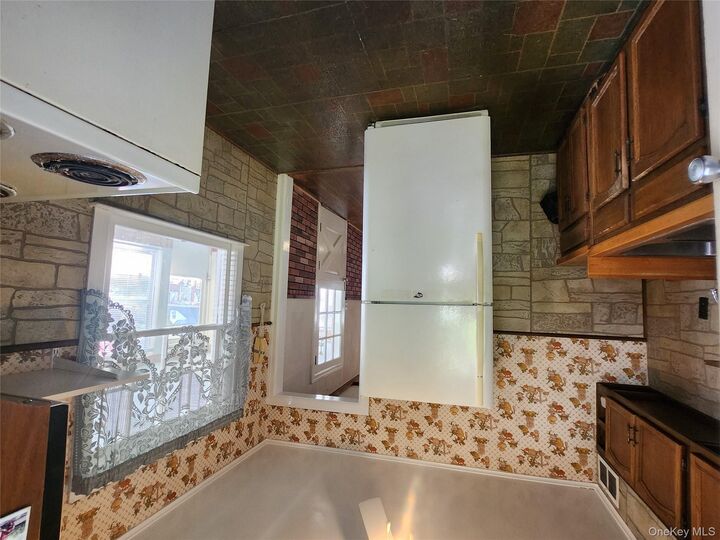 Property Photo:  29 Red Barn Road  NY 12538 