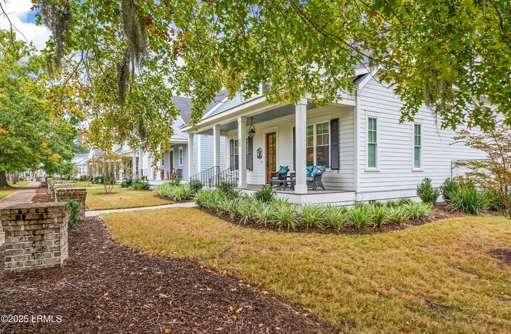 Property Photo:  208 Coosaw Point Boulevard  SC 29907 