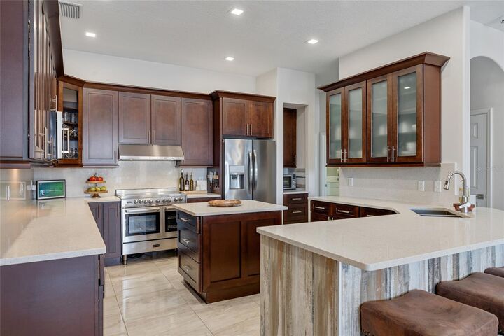 Property Photo:  13036 Lake Roper Court  FL 34786 