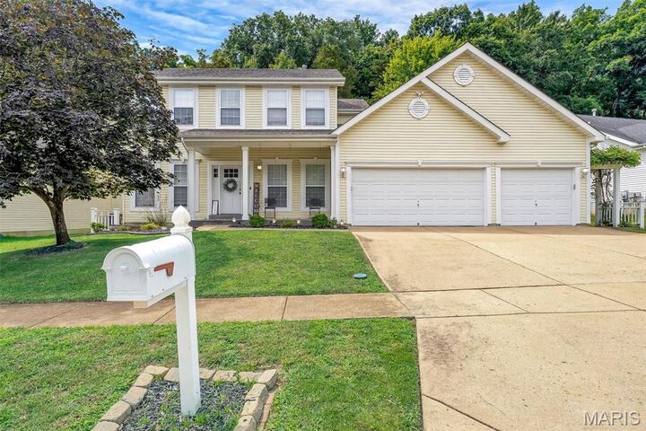 Property Photo:  17242 Hilltop Ridge Drive  MO 63025 