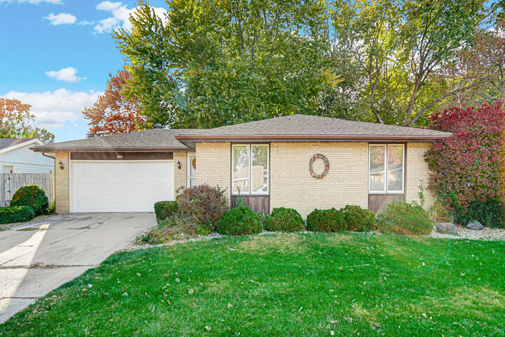 Property Photo: 1069 Flamingo Lane IL 60915