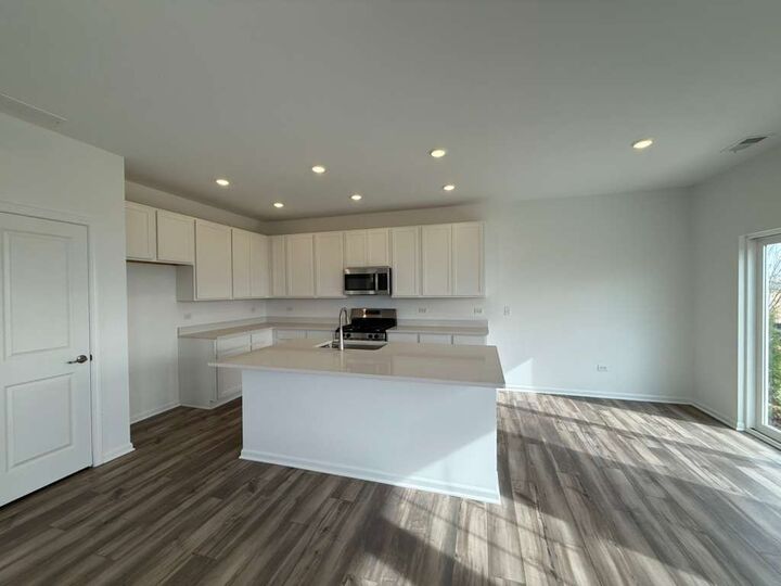 Property Photo: 25747 W Yorkshire Drive IL 60544