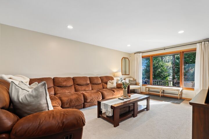 Property Photo:  14224 Springfield Avenue  IL 60418