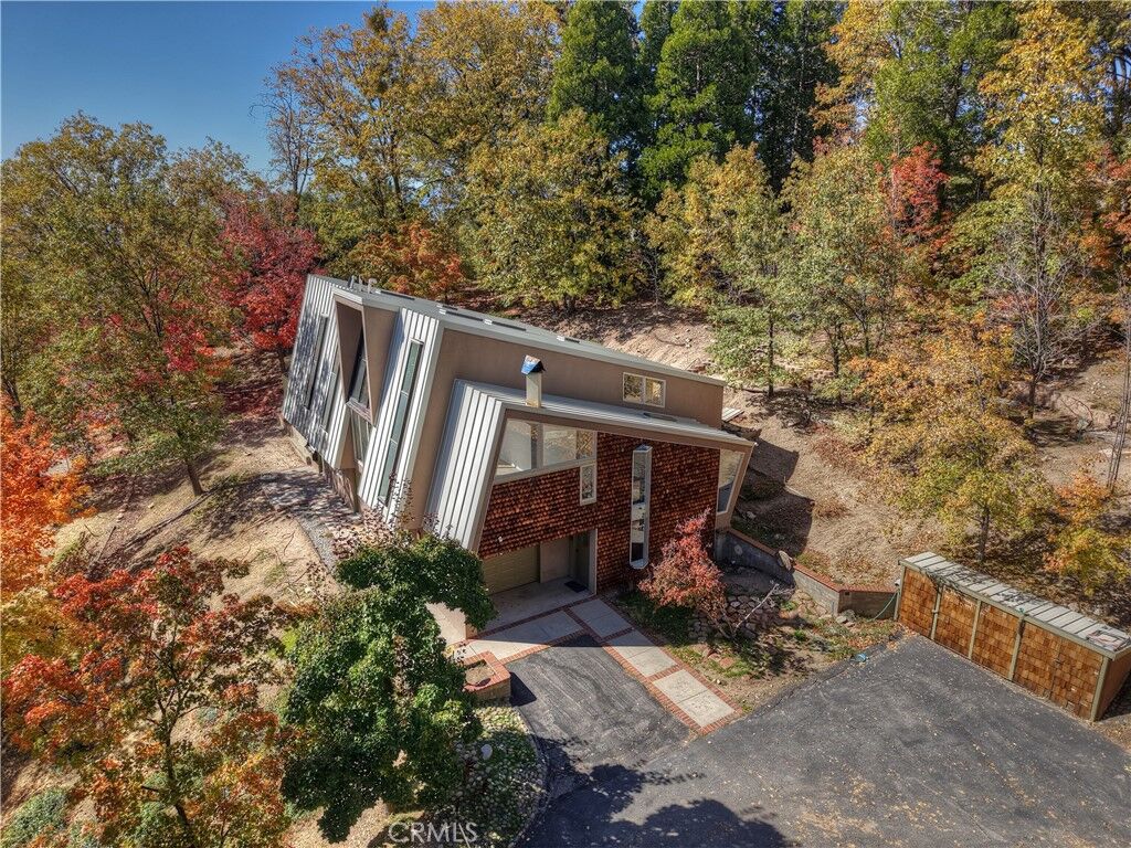 Property Photo:  22 Holly Drive  CA 92382 