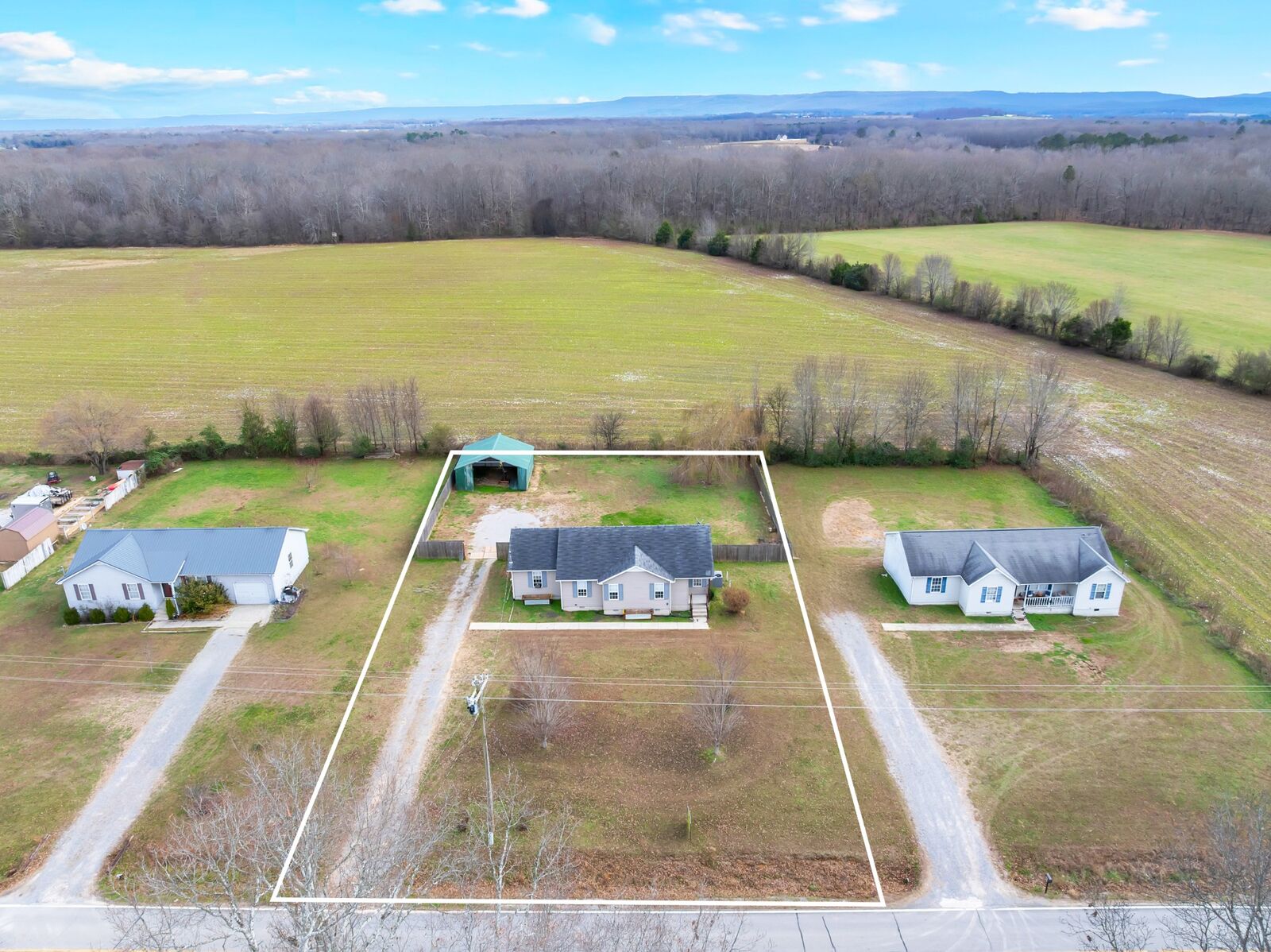 Property Photo:  889 Six Mile Board Rd  TN 37306 