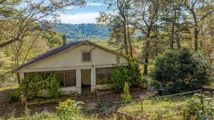 Property Photo:  76 High Avenue  AL 35989