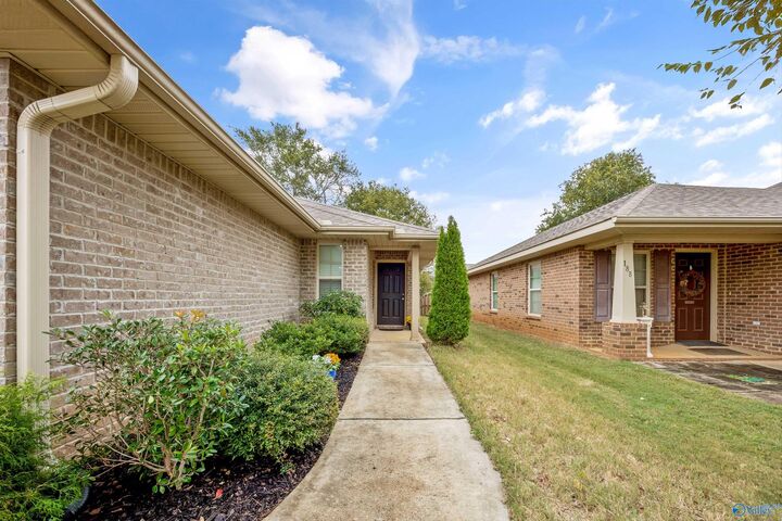 Property Photo:  186 Tybee Drive  AL 35756