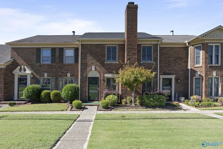 7254 Bailey Cove Road  Huntsville AL 35802 photo